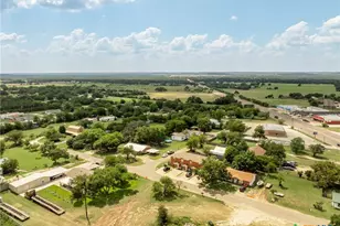 202 Bluebonnet St, Gatesville, TX 76528 - Photo 18