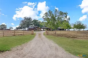 10862 Fm 537, Stockdale, TX 78160 - Photo 2