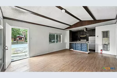 1144 Spruce Street, Seguin, TX 78155 - Photo 6