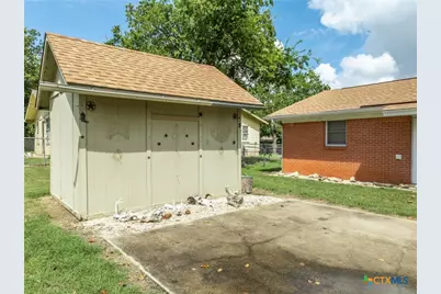 2610 Powell Drive, Gatesville, TX 76528 - Photo 32