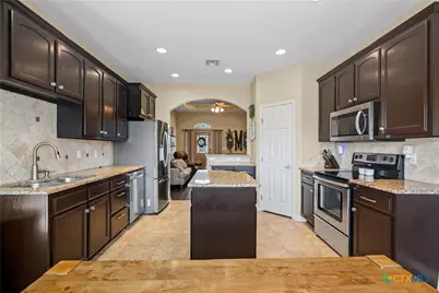 212 Mason Circle, Victoria, TX 77904 - Photo 10