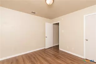 608 Leo Ln, Killeen, TX 76542 - Photo 16