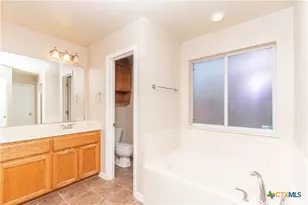 608 Leo Ln, Killeen, TX 76542 - Photo 12