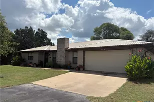 639 County Rd 3081, Lampasas, TX 76550 - Photo 1