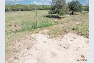 2405 County Road 239, Gonzales, TX 78629 - Photo 38