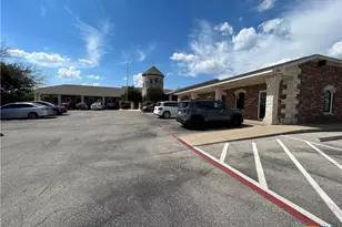 581 Pan American Dr, Harker Heights, TX 76548 - Photo 1