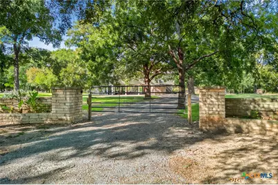 [Address not provided], Gonzales, TX 78629 - Photo 4