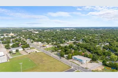 622 E 6th Avenue, Belton, TX 76513 - Photo 22