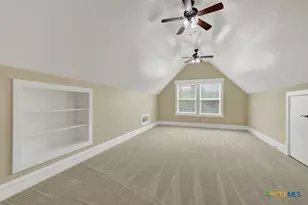 204 Falling Hls, New Braunfels, TX 78132 - Photo 34