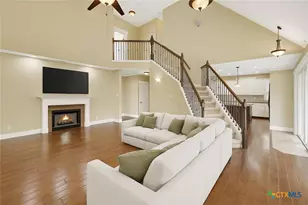 204 Falling Hls, New Braunfels, TX 78132 - Photo 18