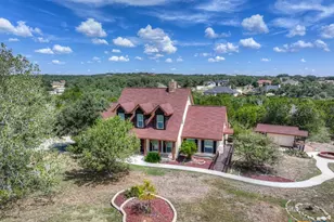 204 Falling Hls, New Braunfels, TX 78132 - Photo 6