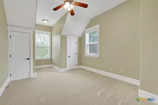 204 Falling Hls, New Braunfels, TX 78132 - Photo 34