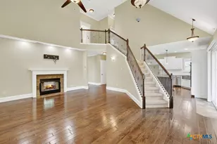 204 Falling Hls, New Braunfels, TX 78132 - Photo 16