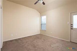 514 Creekside Cir, New Braunfels, TX 78130 - Photo 10