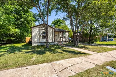 2113 Saunders Street, Gatesville, TX 76528 - Photo 1