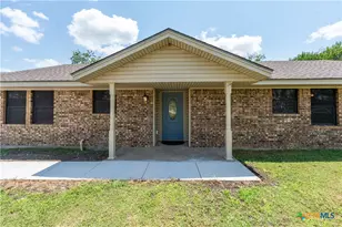 1006 Eagle Dr, Eddy, TX 76524 - Photo 2