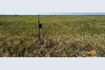 000 County Road 18, Hallettsville, TX 77964 - Photo 8