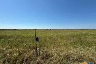 000 County Road 18, Hallettsville, TX 77964 - Photo 8