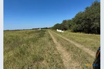 000 County Road 18, Hallettsville, TX 77964 - Photo 14