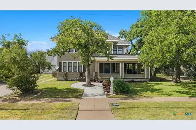 1009 E Leon Street, Gatesville, TX 76528 - Photo 2