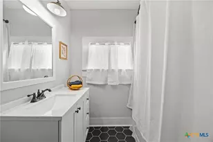 1009 E Leon St, Gatesville, TX 76528 - Photo 20