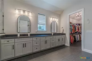 1305 Dancing Oak Ln, San Marcos, TX 78666 - Photo 22