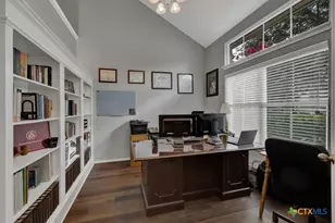 716 Hollow Ridge, Schertz, TX 78108 - Photo 10