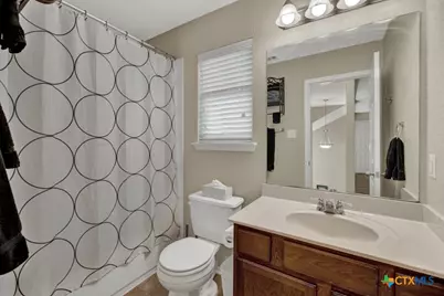 716 Hollow Ridge, Schertz, TX 78108 - Photo 34