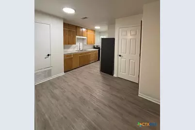 1802 W Avenue H #C, Temple, TX 76504 - Photo 8