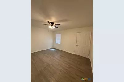 1802 W Avenue H #C, Temple, TX 76504 - Photo 4