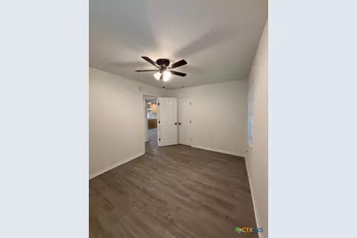 1802 W Avenue H #C, Temple, TX 76504 - Photo 6