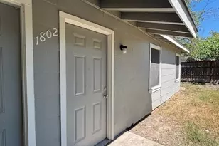 1802 W Avenue H, Temple, TX 76504 - Photo 1