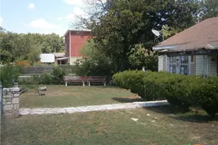 7411 Carver Ave, Austin, TX 78752 - Photo 2