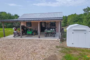 9695 Co Rd 321, Caldwell, TX 77836 - Photo 28