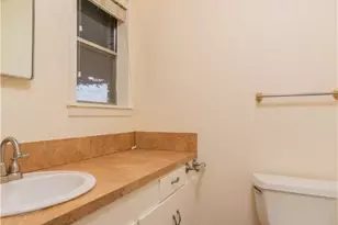 316 S Mulberry Ave, Luling, TX 78648 - Photo 18