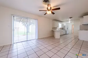 316 S Mulberry Ave, Luling, TX 78648 - Photo 4