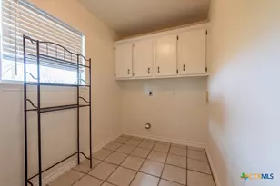 316 S Mulberry Ave, Luling, TX 78648 - Photo 12