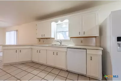 316 S Mulberry Avenue, Luling, TX 78648 - Photo 8