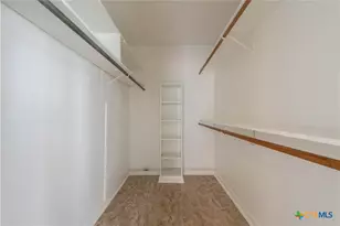 203 E Bowie St, Luling, TX 78648 - Photo 8