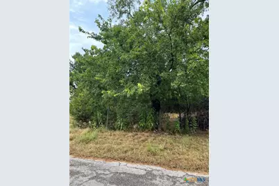 1051 Somerset, Canyon Lake, TX 78133 - Photo 4