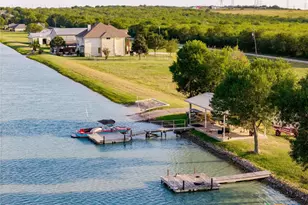 311 Ski Plex Dr, Seguin, TX 78155 - Photo 48