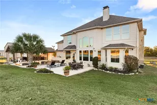 311 Ski Plex Dr, Seguin, TX 78155 - Photo 10