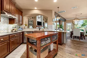 311 Ski Plex Dr, Seguin, TX 78155 - Photo 24