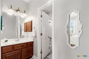 311 Ski Plex Dr, Seguin, TX 78155 - Photo 38