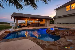 311 Ski Plex Dr, Seguin, TX 78155 - Photo 6