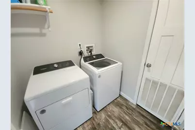 908 Henry Street, Cuero, TX 77954 - Photo 12