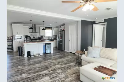 908 Henry Street, Cuero, TX 77954 - Photo 6