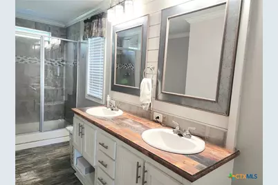 908 Henry Street, Cuero, TX 77954 - Photo 16