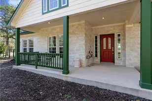 1010 Wild Flower, Floresville, TX 78114 - Photo 8