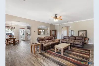 1010 Wild Flower, Floresville, TX 78114 - Photo 12